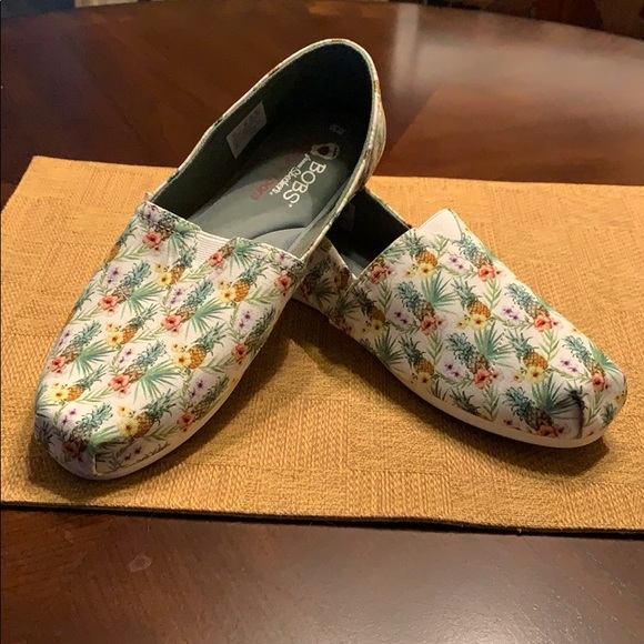 bobs pineapple shoes